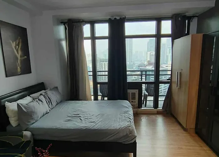 The Gramercy With Balcony 5*